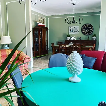 Fiorisol Bed & Breakfast *